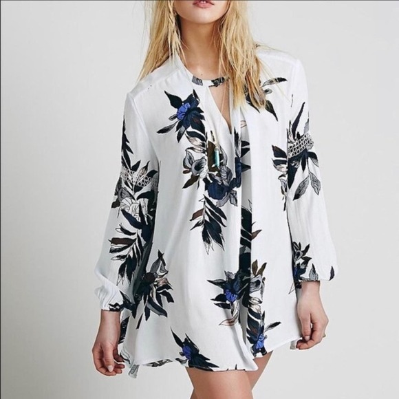 Free People Electric Orchard Swing Tunic Womens Small White Purple Keyhole - Picture 2 of 11